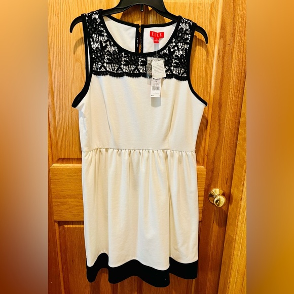 NWT Elle Avant Garden Dress in Marshmallow with Black Lace/Crochet Accent Sz 16 - Picture 1 of 6